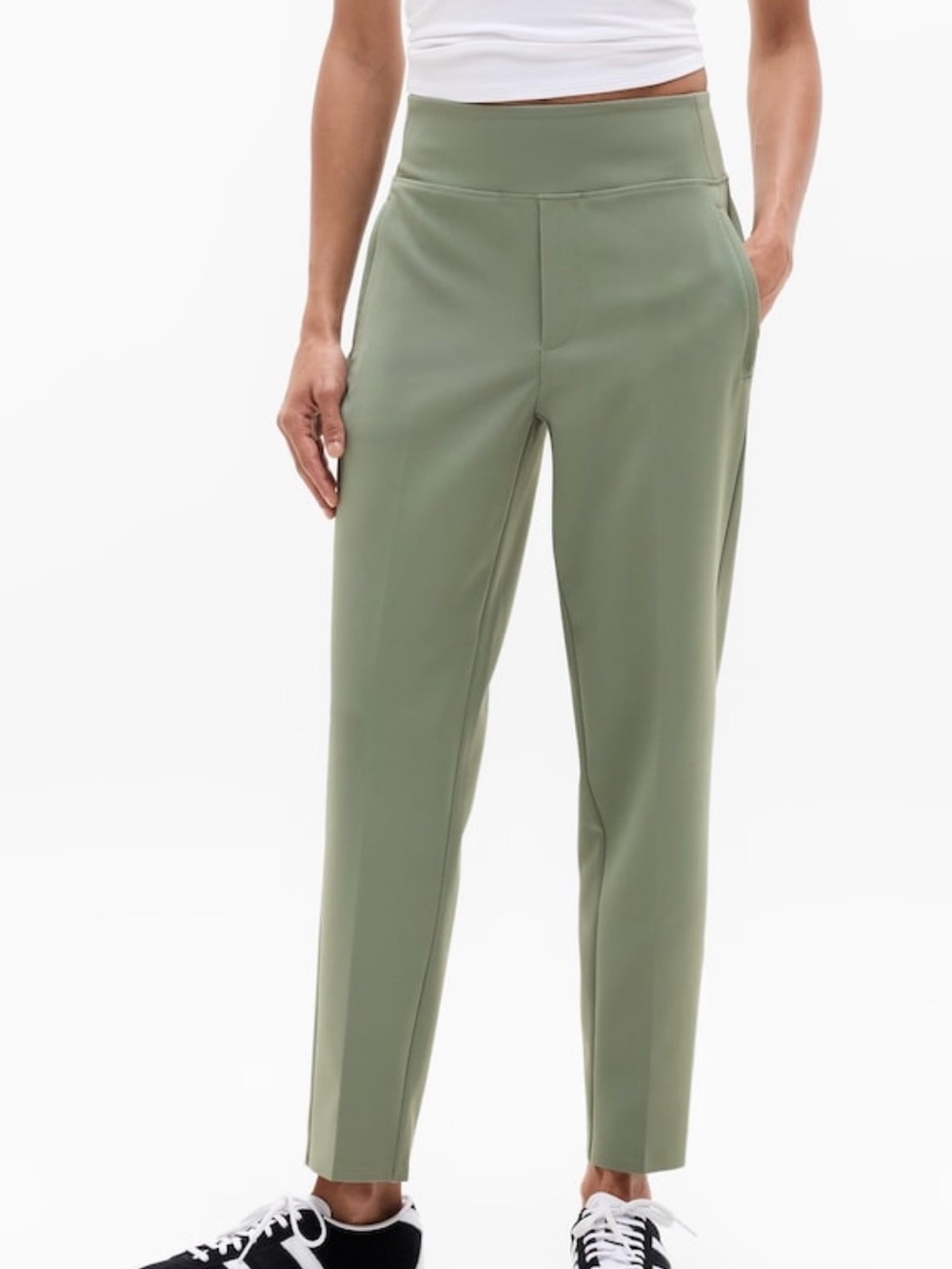 NWT-Athleta  Endless Pant, Size 4